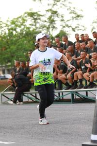 BIB: 1951
                            <button type="button" onclick="openModal(3563001)" class="btn btn-primary btn-sm float-right btn-popup" data-toggle="modal" data-target=".modal-high-quality">
                        <i class="fas fa-shopping-cart"></i> Add to Cart
                    </button>
                                            <button type="button" onclick="isThisMe(3563001, true)" class="btn btn-success btn-sm float-right btn-popup btn-isme hidden" data-toggle="tooltip" data-placement="bottom" title="นี่คือรูปของคุณใช่ไหม คลิกที่นี่เพื่อเอาเข้าอัลบั้ม">
                        <i class="fas fa-plus"></i> Add to album
                    </button>
                    <button type="button" onclick="isThisMe(3563001, false)" class="btn btn-warning btn-sm float-right btn-popup btn-isnotme hidden">
                        <i class="fas fa-ban"></i> Remove from album
                    </button>